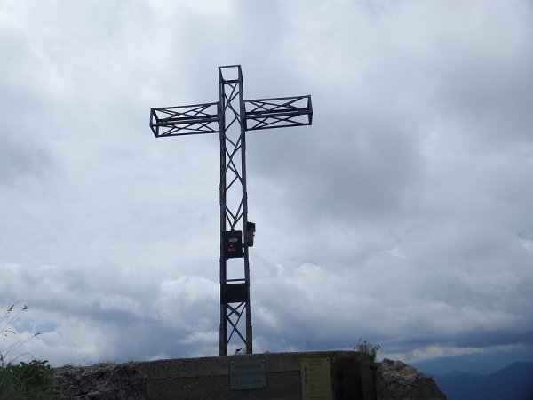Croce dell'osservatorio
e bivio