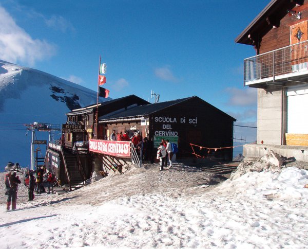 Refuge Guide del Cervino
