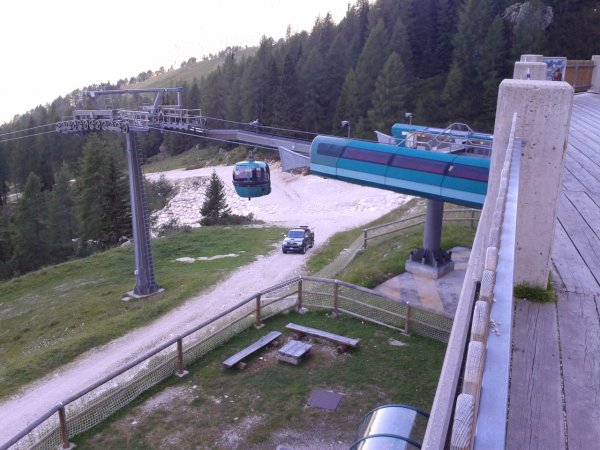 Rifugio Colverde
and upper station of the Colverde cableway