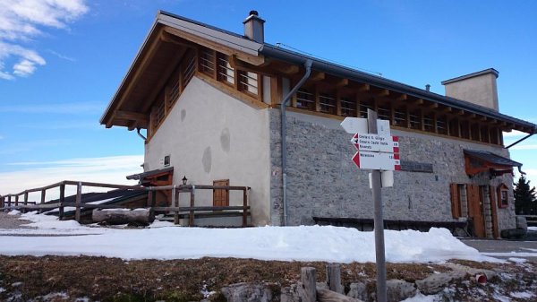 Rifugio Monte Zugna
