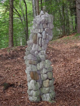 Sella stele
Chris Booth, 1998 - Copyright Arte Sella, photo by Giorgio Barchiesi