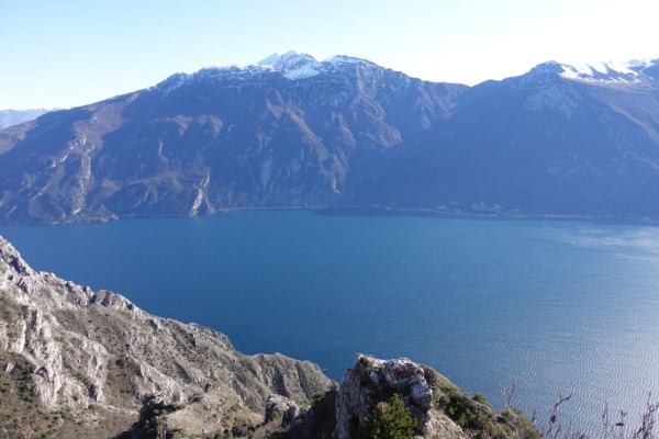 Panorama da Cima di Mughera
con il Monte Altissimo di Nago