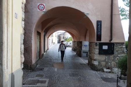 Gargnano
portico, lungo Via Colletta