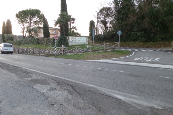 Intersection, left
