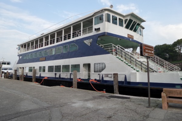 Peschiera del Garda
ferry pier