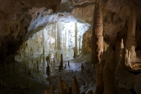 Grotte di FrasassiStanza delle Candele