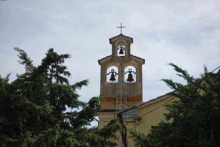 Chiesetta di Santa Maria del Colle
nei pressi di Santa Maria Nuova