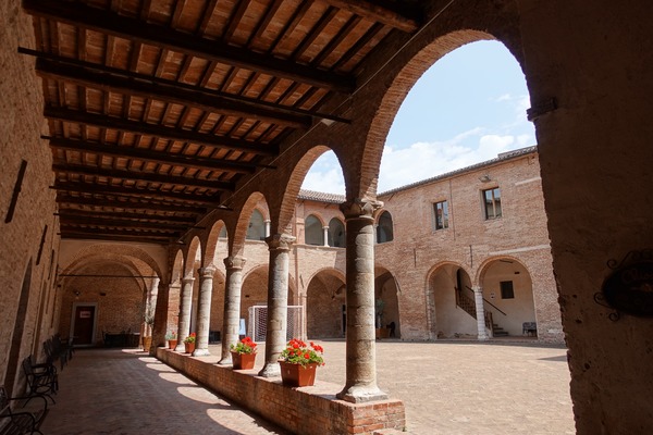 Fabriano
Il chiostro della Cattedrale