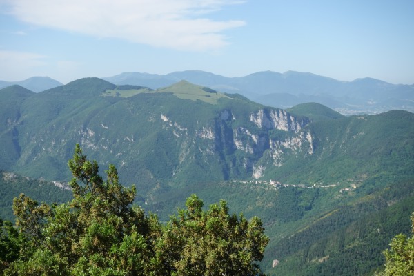 Monte Murano
panorama con Monte Valmontagnana e Pierosara