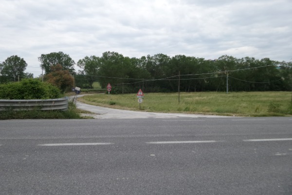 Left detour
