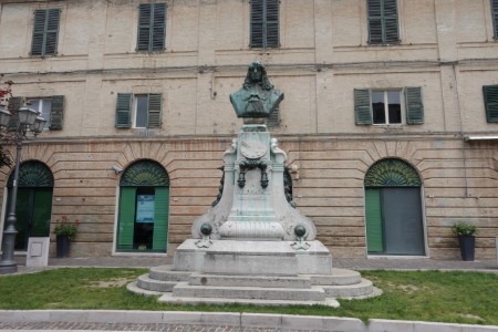 Camerano
Busto di Carlo Maratti