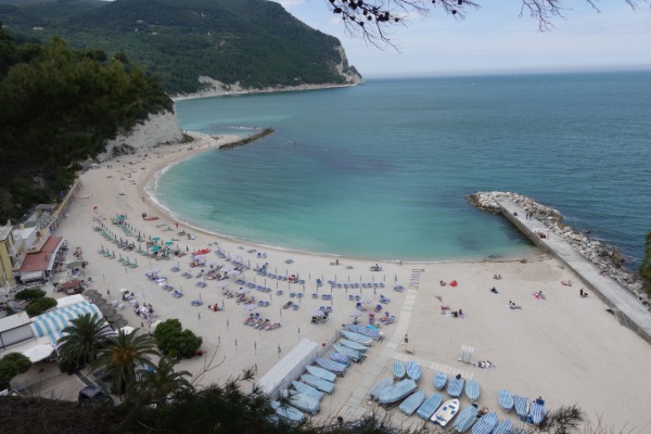 Sirolo
Spiaggia Urbani