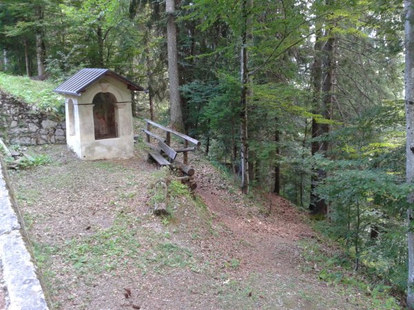 Fork
and chapel