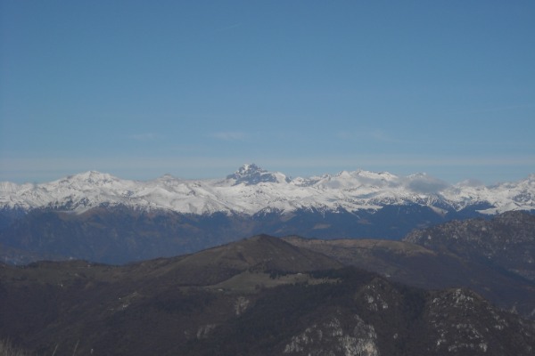 Panorama
towards the Adamello-Presanella