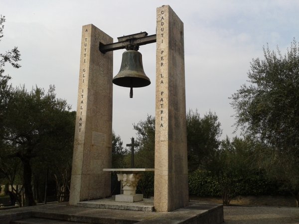 Bell of the Fallen
