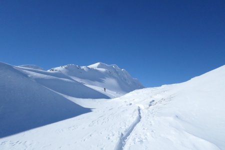 la cima davanti a noi