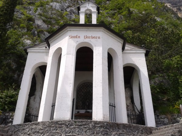 Church of Santa Barbara
and viewpoint