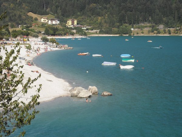 Beach
of Molveno