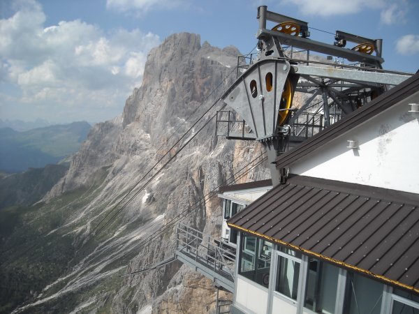 Rosetta cableway
upper station