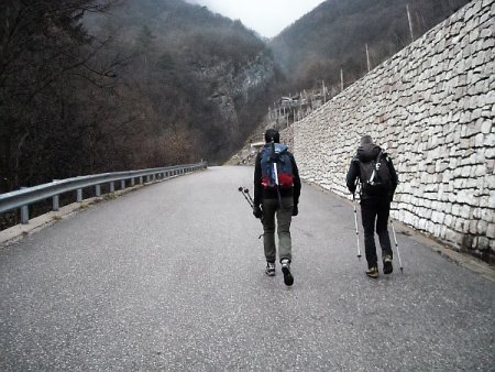 Strada verso Località Spagnolli