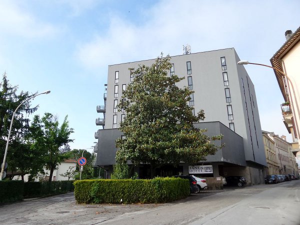 Hotel Janus
Piazzale Giacomo Matteotti 45 - 60044 Fabriano AN