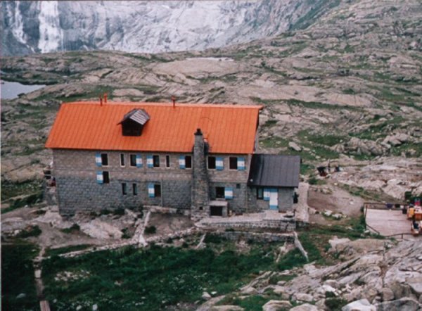 Rifugio Mandron
