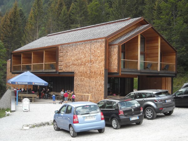 Rifugio Vallesinella
