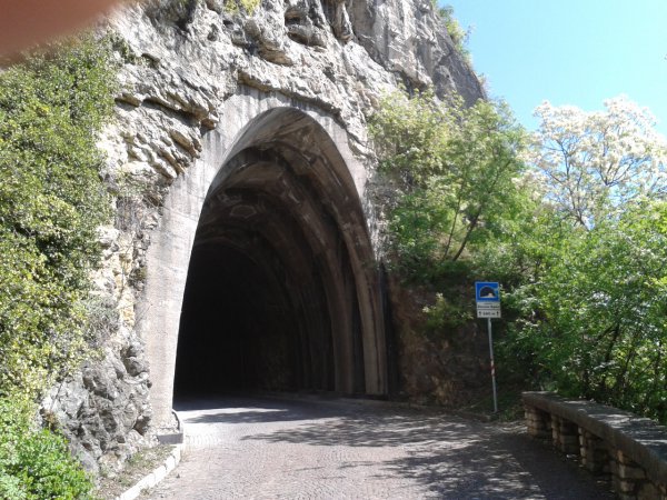 Galleria Divisioni Alpine
ingresso a valle