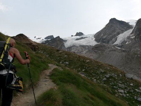 20150730_202352
20150730_202352