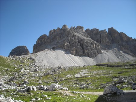 /treks/europe/it/bl/dolomiti-sesto/paterno/croda-passaporto-e-paterno.jpg