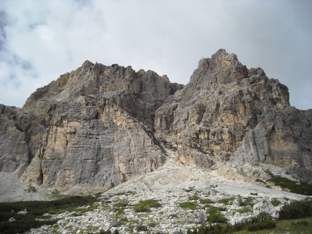 /treks/europe/it/bl/passo-falzarego/lagazuoi/lagazuoi.jpg