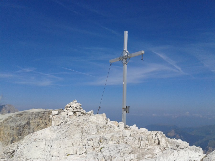 Cima con croce