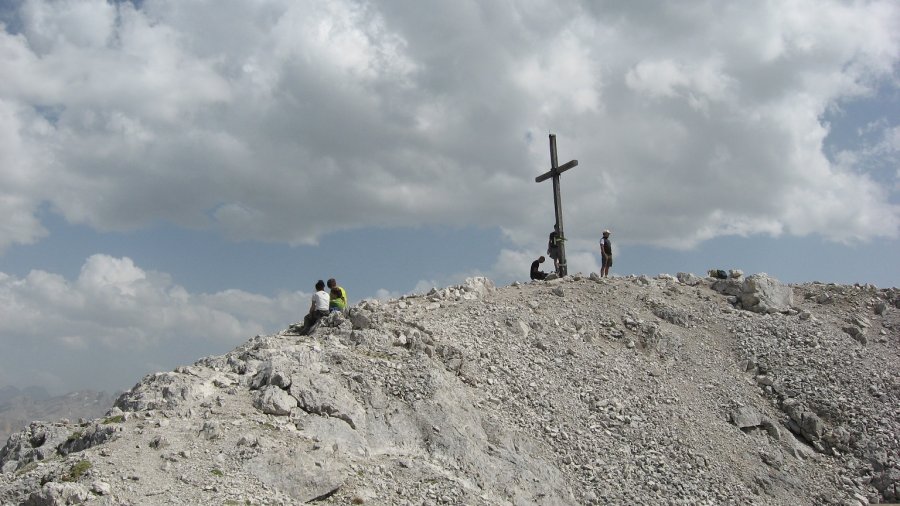Cima con croce