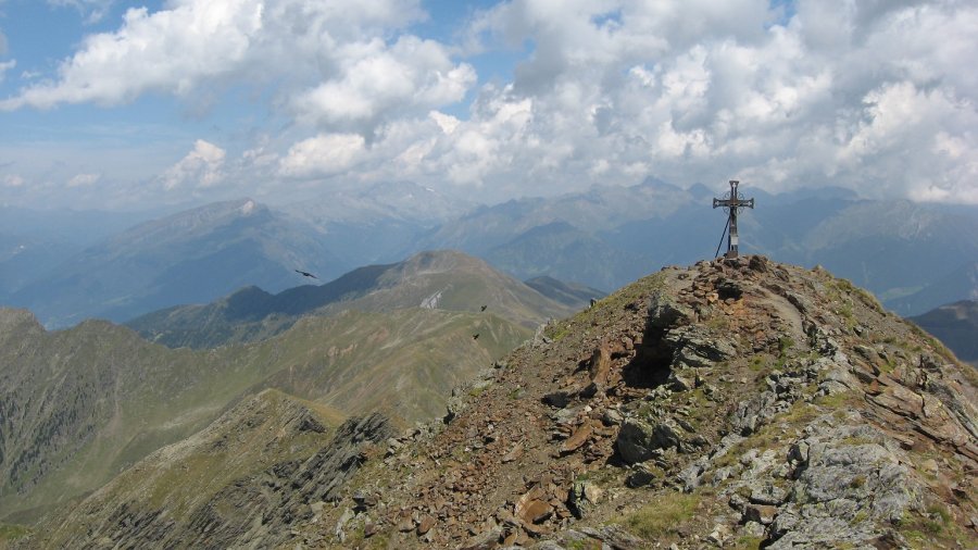 Cima con croce