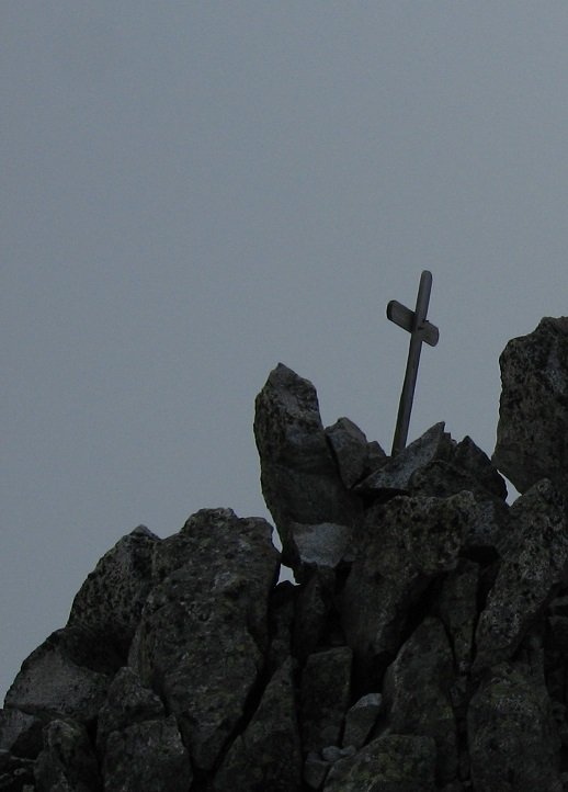 Cima con croce