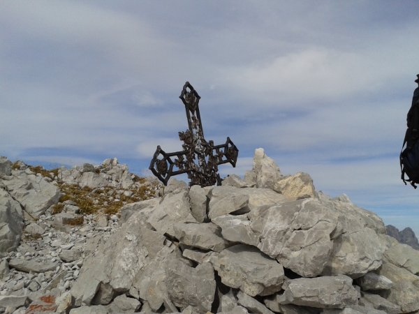 Cima con croce