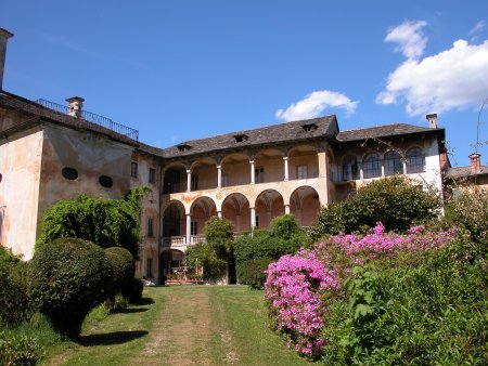 /treks/europe/it/vb/lago-d-orta/girolago/anello-azzurro-1/miasino-villa-nigra-1/image.jpg