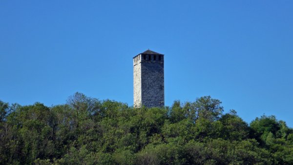 /treks/europe/it/no/lago-d-orta/girolago/anello-azzurro-3/torre-di-buccione-1/image.jpg