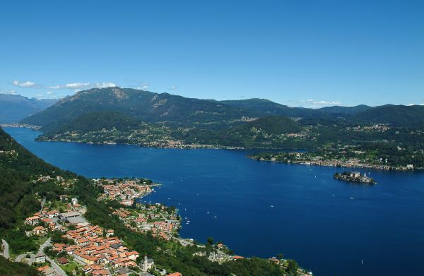 /articles/girolago-i-sentieri-del-lago-d-orta/lago.jpg