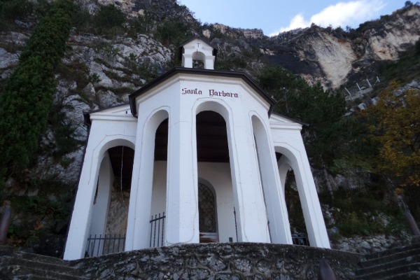Chiesetta di Santa Barbara
