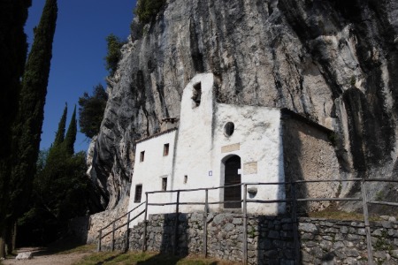 Eremo di San Valentino
