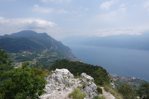 Panorama verso nord
dal Monte Castello di Gaino