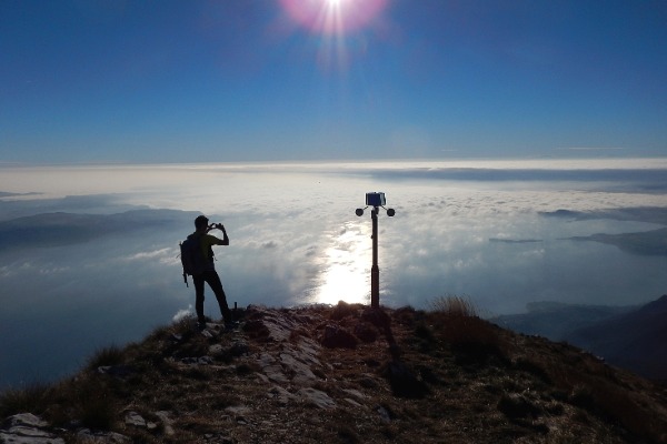 Monte Pizzocolo
faro eolico solare