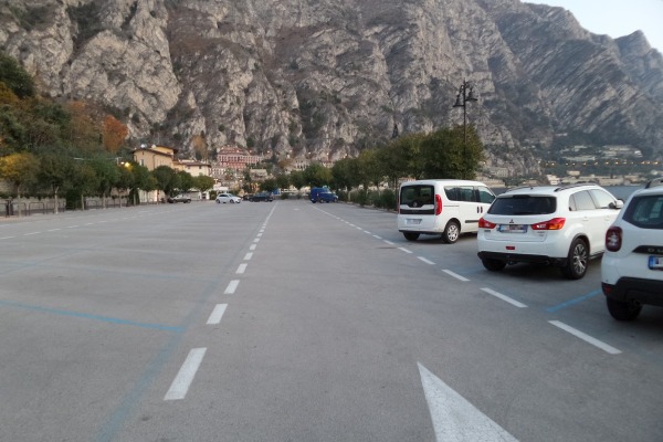 Limone sul Garda
parcheggio presso il porto nuovo