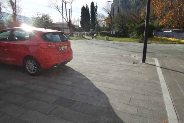 Campione del Garda
Piazza Arrighini