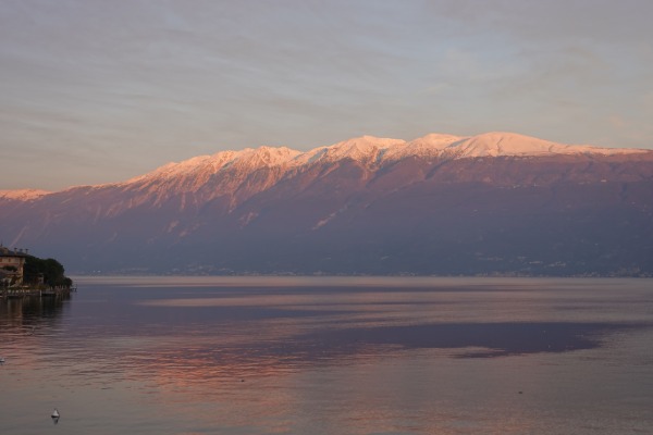 Gargnano
colori del tramonto sul Monte Baldo