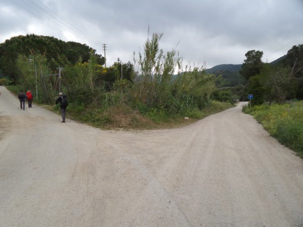 Bivio
prendere a sinistra