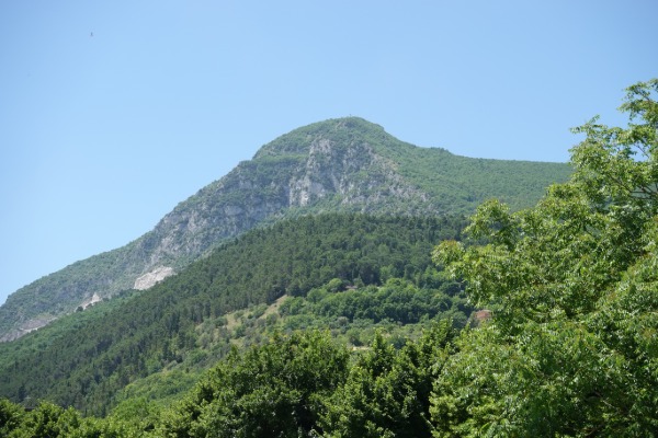 Vista su Monte Muranodai pressi di Serra San Quirico
