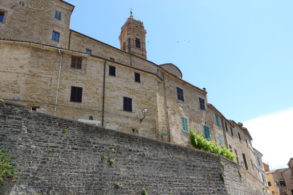 Serra San Quirico
