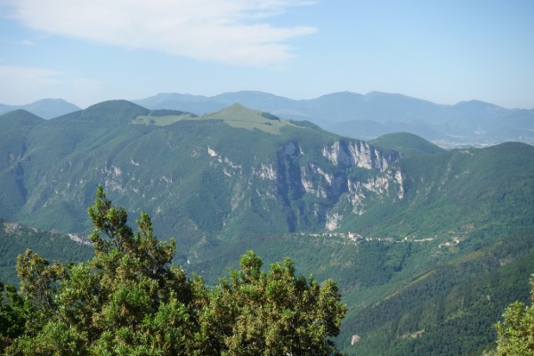 Monte Murano
panorama con Monte Valmontagnana e Pierosara